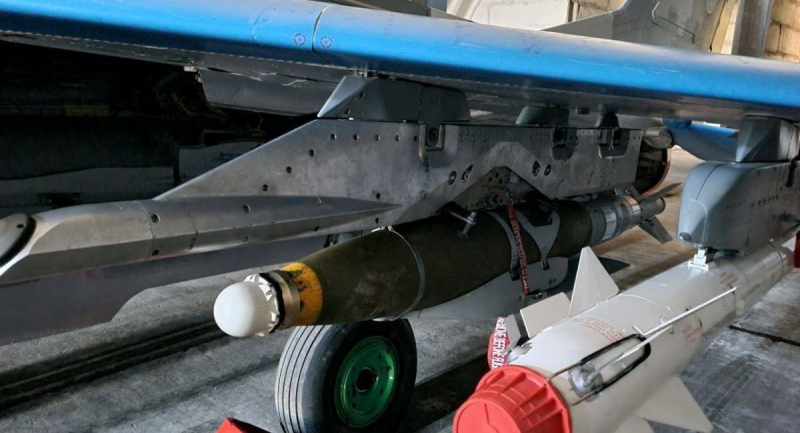 JDAM-ER під крилом МіГ-29, зима 2023 року, фото - @Osinttechnical