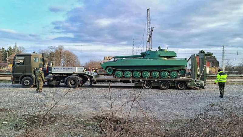 ЗСУ могли таємничо отримати ще САУ 2С1 "Гвоздика", які могла поставити взагалі Болгарія