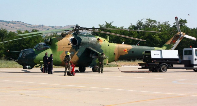 Підготовка до зльоту вертольота Мі-24В зі складу ВПС Північної Македонії, архівне фото з відкритих джерел