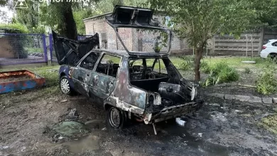 У Запоріжжі внаслідок російського удару постраждали три жінки 47, 79 та 80 років, згоріло два автомобілі, пошкоджено ще 10 машин і багатоповерхівку.