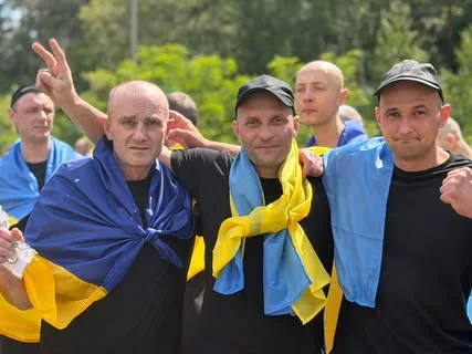 75-й обмін полоненими: в Україну повертаються 186 захисників