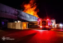 Нічна атака БпЛА по Харкову: удар по складській будівлі поштового відділення