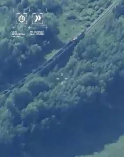 Поблизу Пантусова в Брянській області СБС уразили російський локомотив
