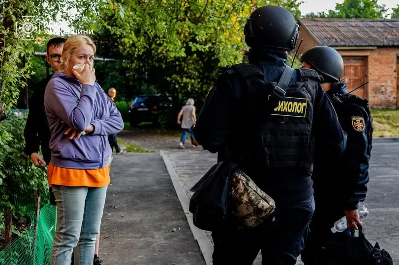У Харкові психологи ДСНС підтримують постраждалих після російських атак