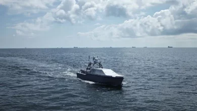 Екіпаж збитого вертольота США врятували за допомогою морського дрона в Ормузькій протоці