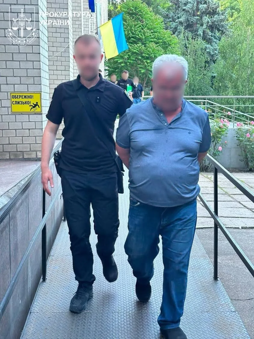 У Запоріжжі під вартою підозрюваний у зґвалтуванні 11-річної дитини, затриманий при спробі втечі за кордон