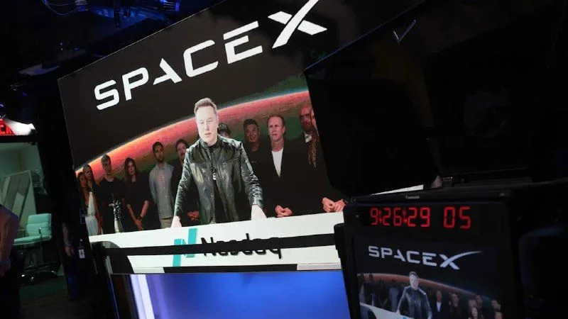 Ілон Маск став першим трильйонером завдяки виходу SpaceX на біржу