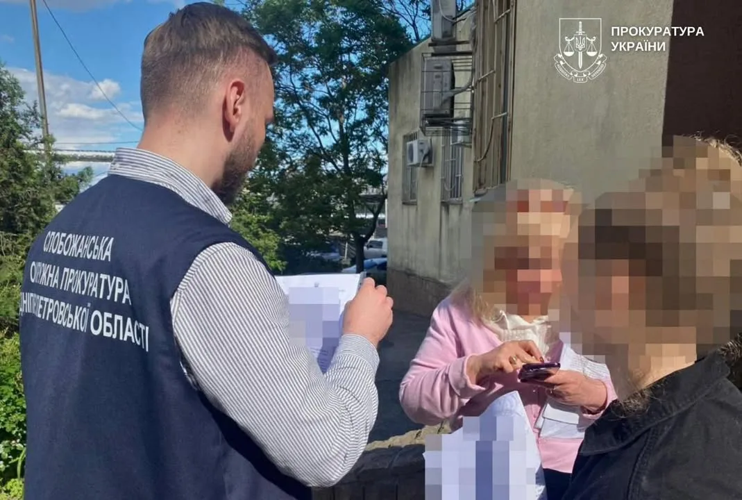 Депутатці селищної ради на Дніпропетровщині повідомили про підозру у недостовірному декларуванні на 13,2 млн грн
