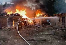Росіяни знову обстріляли Путивль на Сумщині, рятувальники потрапили під повторний удар