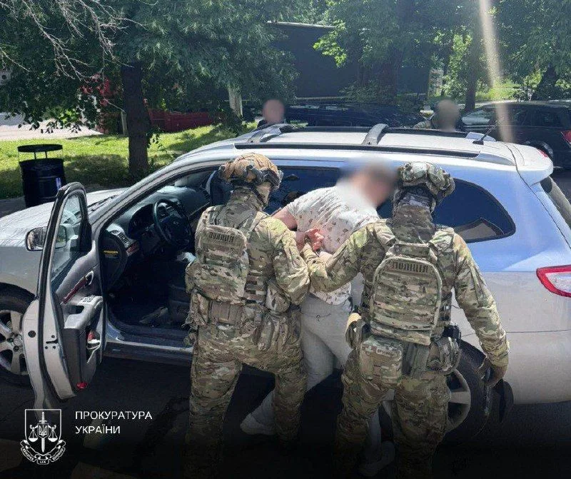 На Хмельниччині капітана ЗСУ підозрюють в одержанні 800 доларів хабара за переведення