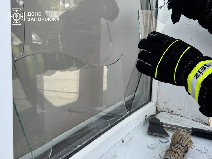 У Запоріжжі російський БпЛА влучив у підрозділ рятувальників ДСНС