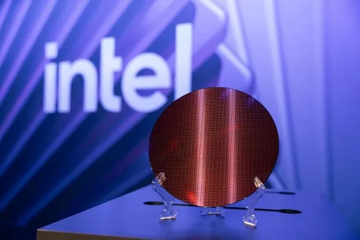 Intel та UMC об’єднуються для спільного 3-нм і 12-нм виробництва проти TSMC