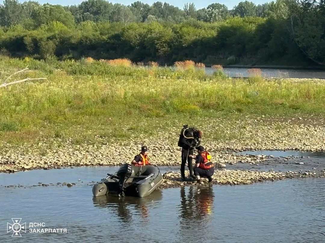 На Закарпатті тривають пошуки 10-річного хлопчика, якого віднесло течією Тиси