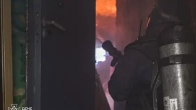 У Херсоні через удар російського БпЛА загорілися квартири багатоповерхівки