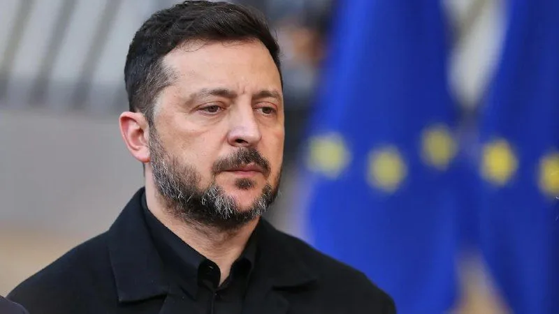 Зеленський скасував поїздку до Польщі на тлі конфлікту з Каролем Навроцьким