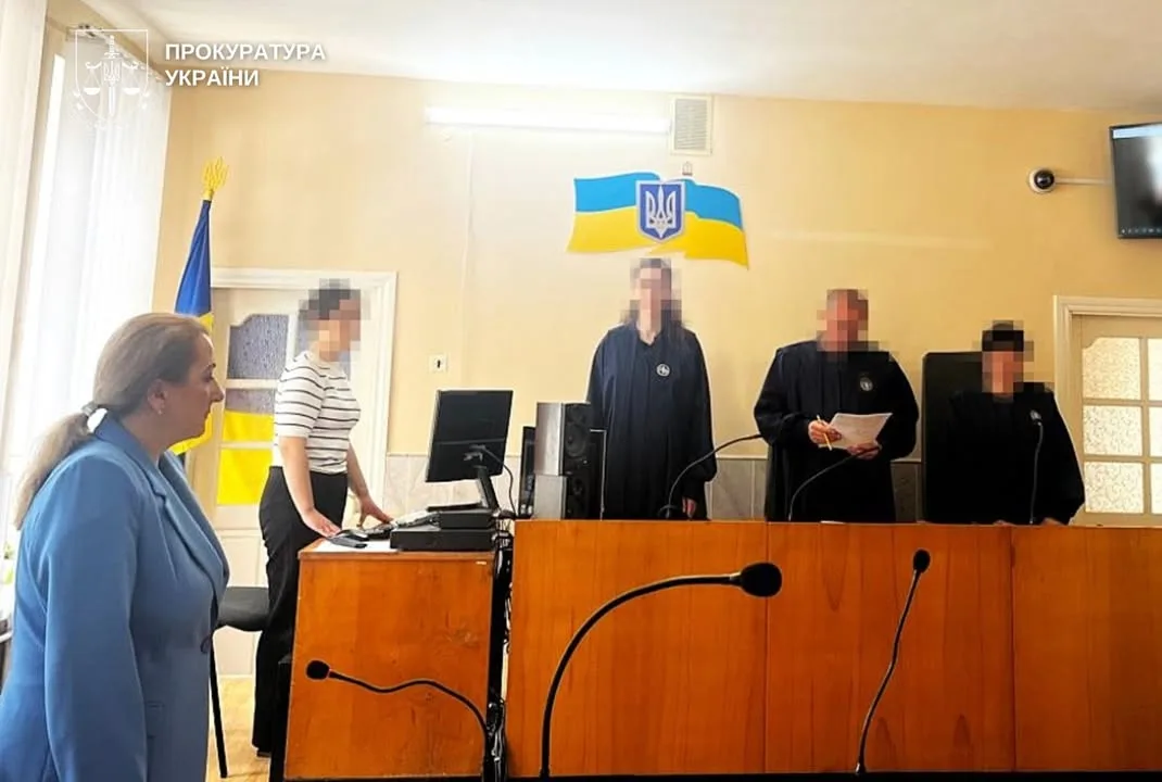 Жителя Хмельниччини засудили до 15 років за систематичне зґвалтування малолітньої падчерки