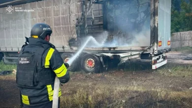 Удар БпЛА РФ по Чернігівщині: поранені двоє людей, сталися займання