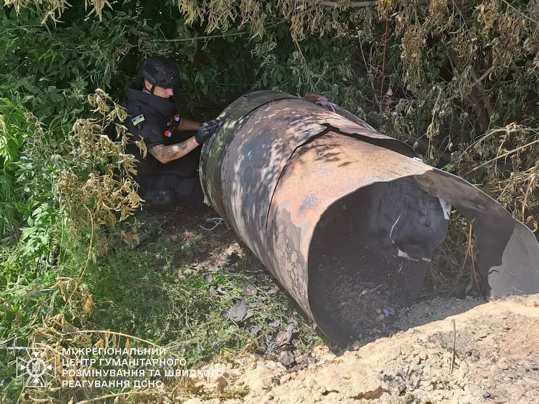На Харківщині сапери вилучили залишки ракети «Іскандер-М»