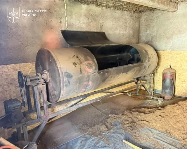На Тернопільщині викрили незаконне виробництво тютюну: вилучено понад 3,3 тонни сировини