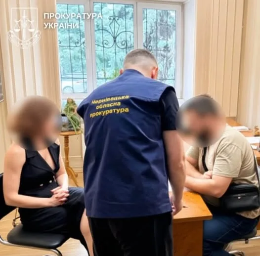 На Буковині викрили схему ввезення авто під виглядом гуманітарної допомоги