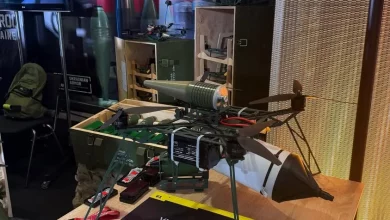 «Українська бронетехніка» представила два ударні дрони на оптоволокні UB80D15-EFP та UB82FО