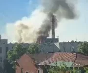 Зеленський: українські дрони влучили по оборонному заводу в Пензі та НПЗ в Уфі