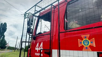 У Нікопольському районі рятувальники потрапили під повторний обстріл під час гасіння пожежі