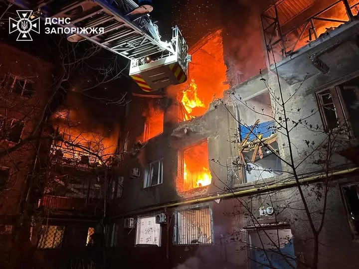 Атака БпЛА по Запоріжжю: поранені 6 людей, серед них дитина