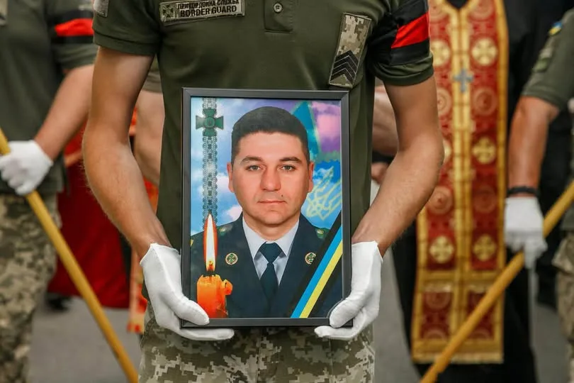 У Чопі попрощалися з полеглим прикордонником Тарасом Солтисом