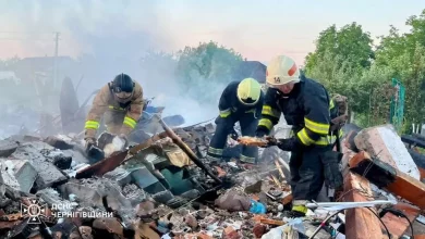 На Чернігівщині російський БпЛА вдарив по житловому будинку, поранені дві жінки