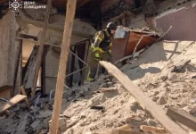 Росіяни вдарили керованими авіабомбами по Сумах: загинув чоловік, є поранені