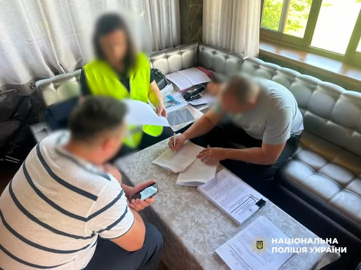 Ексдиректор держпідприємства та підприємець підозрюються у заниженому продажі 990 тонн кукурудзи