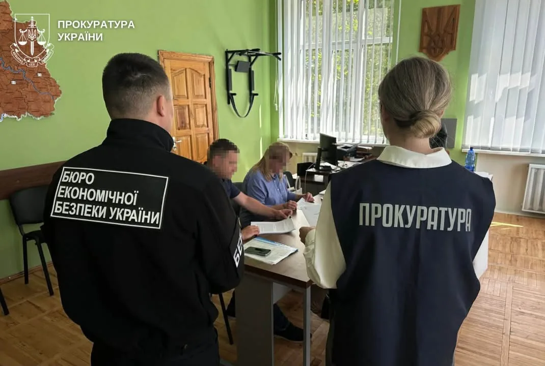 Начальницю відділу освіти з Вінниччини підозрюють у розтраті майже 4 млн грн на ремонті ліцею