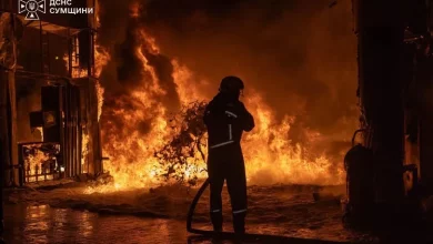 У Сумах російські війська вдарили по АЗС, сталася масштабна пожежа