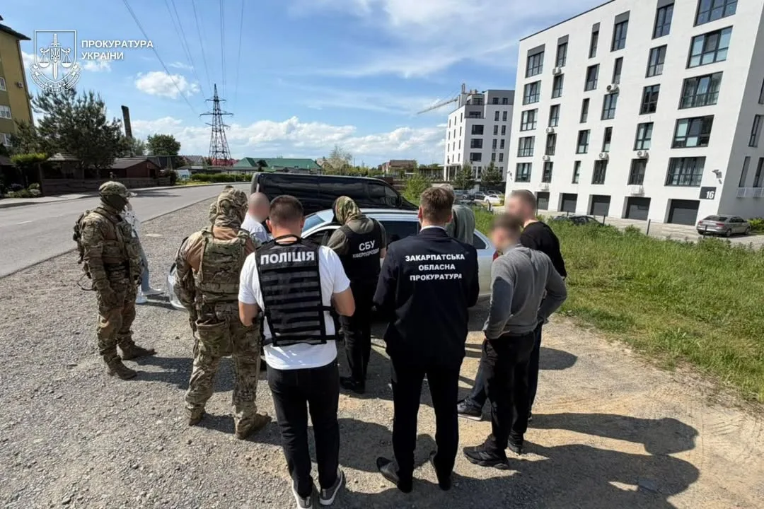 На Закарпатті судитимуть адвоката і директора філії коледжу за схему фіктивного працевлаштування