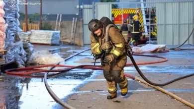 У Чернігові рятувальники загасили пожежу на 1500 кв.