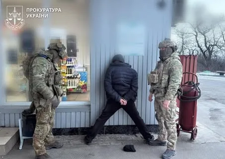 На Кіровоградщині трьом учасникам ОЗГ повідомили про підозру у вимаганні грошей та майна
