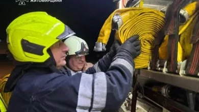 Російський обстріл Житомирщини спричинив пожежу вантажівок