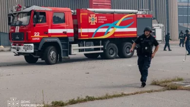 У Харкові російський дрон влучив у будівлю торговельного центру