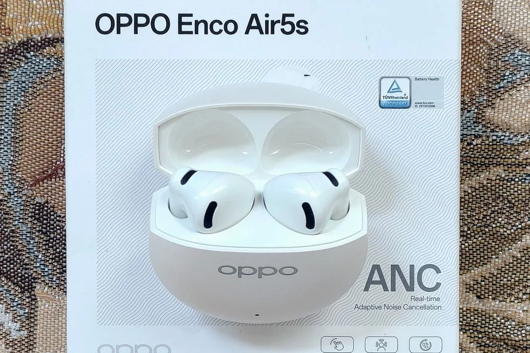 Огляд навушників OPPO Enco Air5s з активним шумозаглушенням