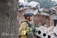 У Краматорську з-під завалів будинку після авіаудару дістали тіло загиблого