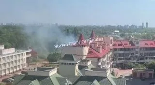 У Києві померла дворічна дівчинка, поранена через падіння ворожого БпЛА