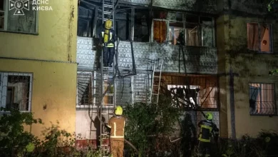 Атака на Київ: щонайменше троє поранених, пожежі в кількох районах міста