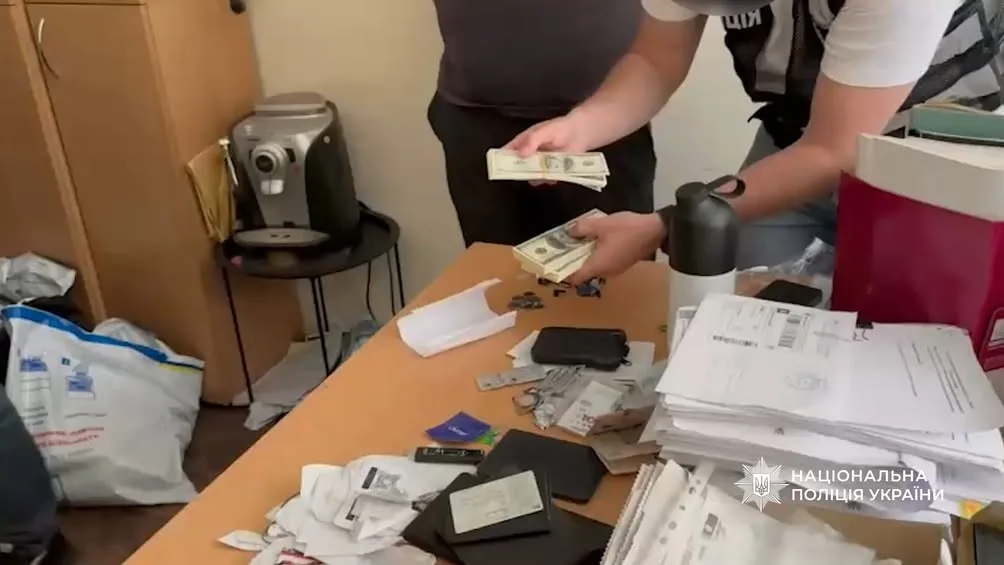 У Києві викрили схему переведення військових у тил за 26 тисяч доларів