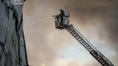 У Голосіївському районі Києва ліквідували пожежу після ранкового обстрілу РФ