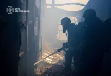 У Херсоні рятувальники загасили пожежу після удару російського FPV-дрона