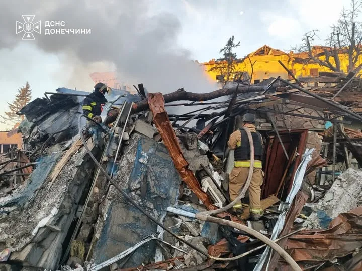 Росіяни вдарили по Слов’янську та Билбасівці: є загиблі й поранені