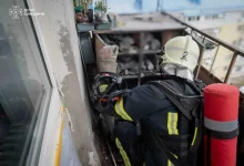 У Сумах через російські обстріли житлового сектору поранено чотирьох людей