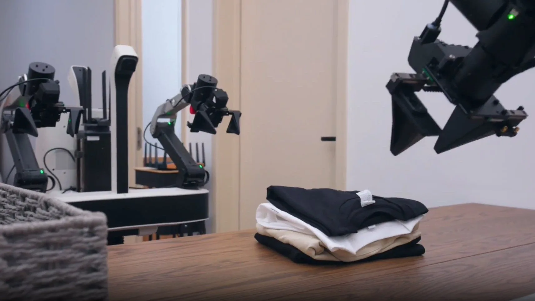 Xiaomi відкрила вихідний код базової AI-моделі Robotics-1 для роботів
