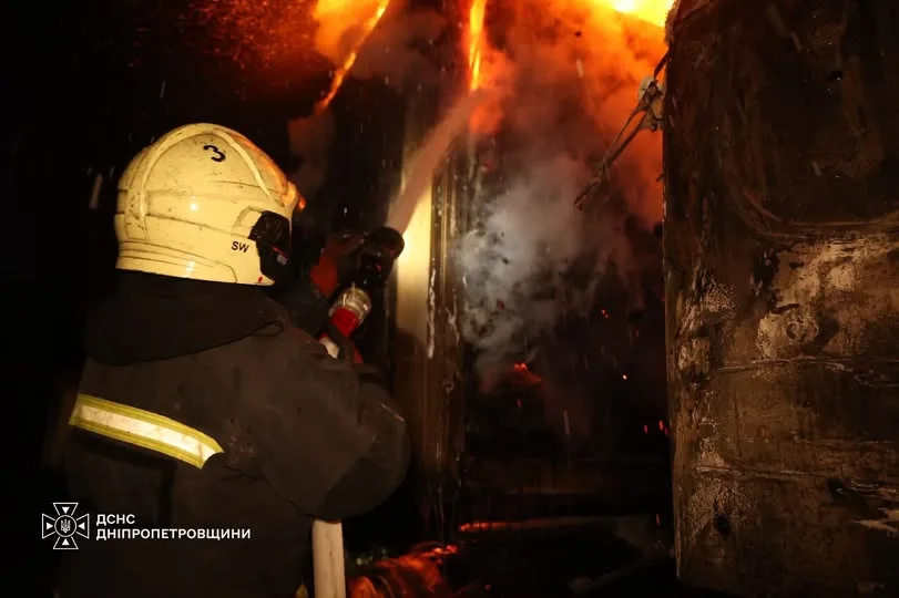 Росіяни атакували шість районів Дніпропетровщини, є поранений та руйнування